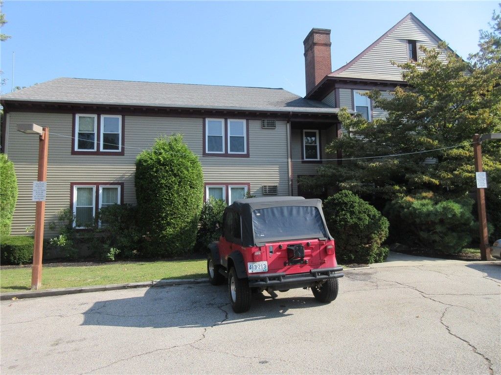 175 Massachusetts Avenue 103, Warwick, RI 02888