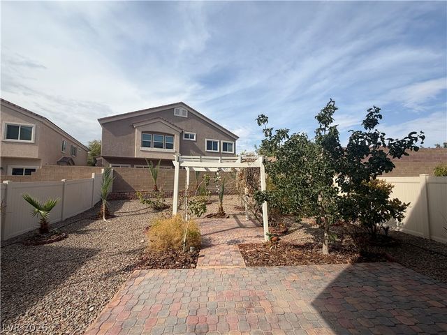 6496 Clara Bow Avenue 103, Las Vegas, NV 89122