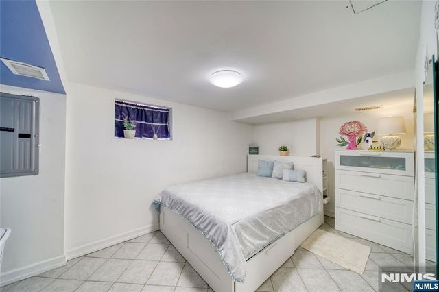 604 Broad Avenue, Leonia, NJ 07605