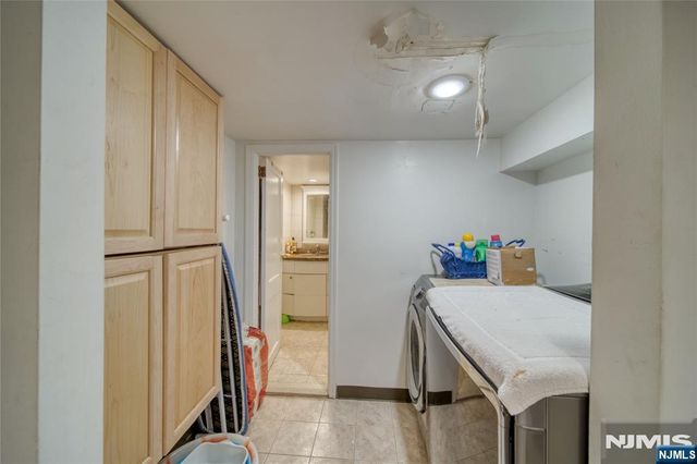 604 Broad Avenue, Leonia, NJ 07605