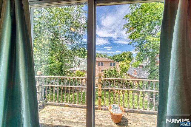604 Broad Avenue, Leonia, NJ 07605