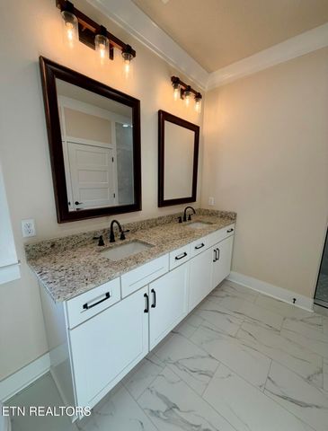 414 Beachwood Drive, Crossville, TN 38558