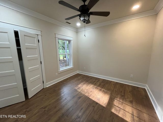 414 Beachwood Drive, Crossville, TN 38558