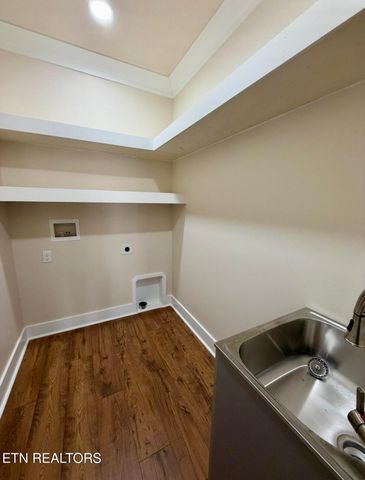 414 Beachwood Drive, Crossville, TN 38558