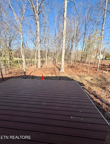 414 Beachwood Drive, Crossville, TN 38558