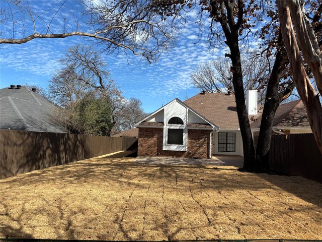 1906 Buffalo Bend Drive, Lewisville, TX 75067