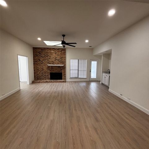 1906 Buffalo Bend Drive, Lewisville, TX 75067