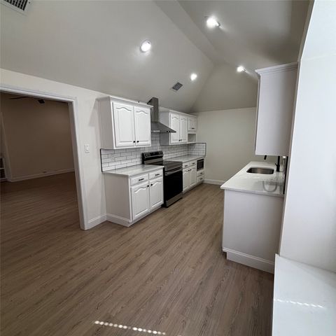 1906 Buffalo Bend Drive, Lewisville, TX 75067