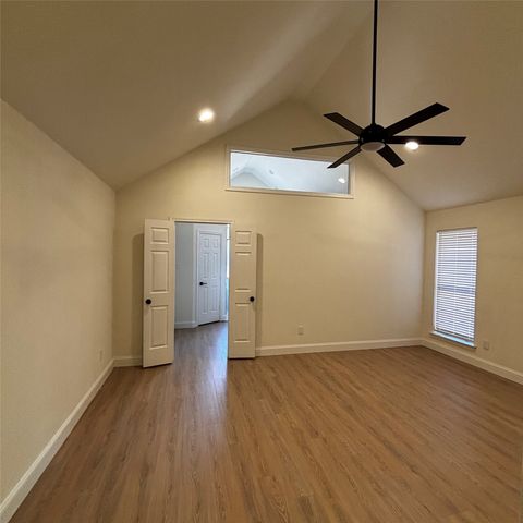 1906 Buffalo Bend Drive, Lewisville, TX 75067