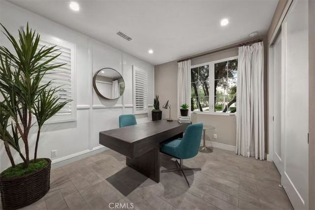 166 Villa Ridge, Irvine, CA 92602