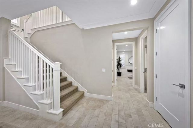 166 Villa Ridge, Irvine, CA 92602