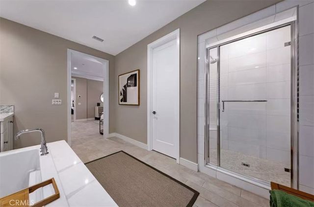 166 Villa Ridge, Irvine, CA 92602