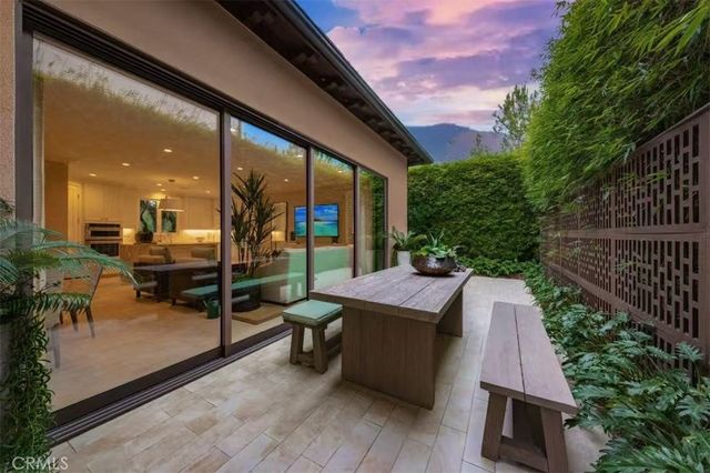 166 Villa Ridge, Irvine, CA 92602