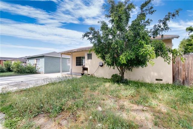 3301 E 67th Way, Long Beach, CA 90805