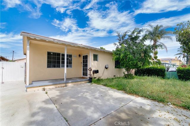 3301 E 67th Way, Long Beach, CA 90805