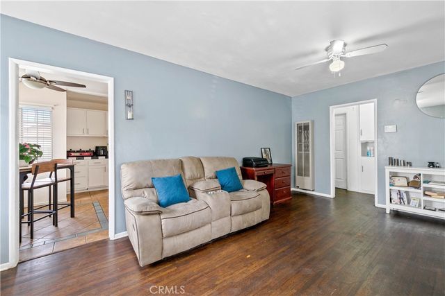 3301 E 67th Way, Long Beach, CA 90805