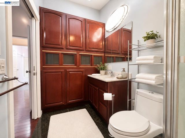 3325 Macarthur Blvd, Oakland, CA 94602