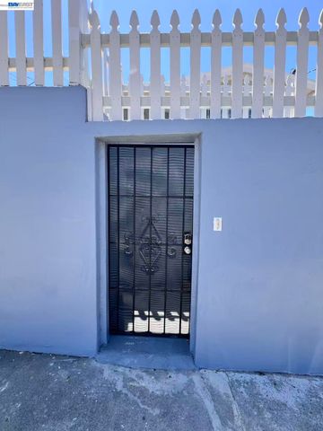 3325 Macarthur Blvd, Oakland, CA 94602