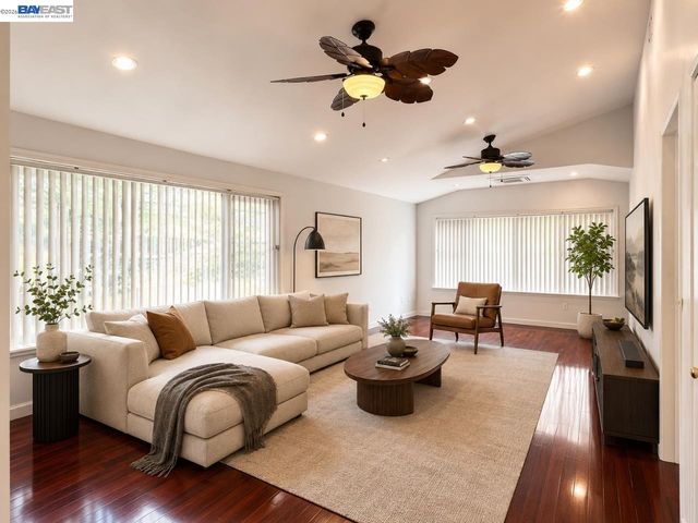 3325 Macarthur Blvd, Oakland, CA 94602