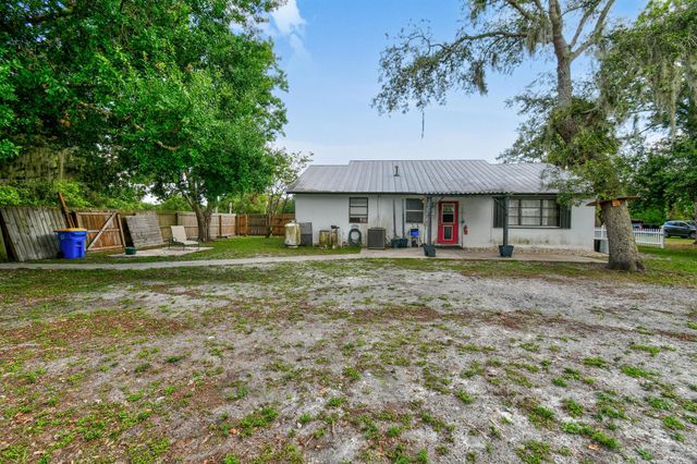 9601 SW Fox Brown Road, Indiantown, FL 34956