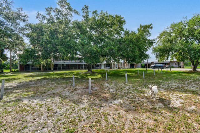 9601 SW Fox Brown Road, Indiantown, FL 34956