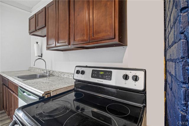 123 6th Street, Rome, NY 13440