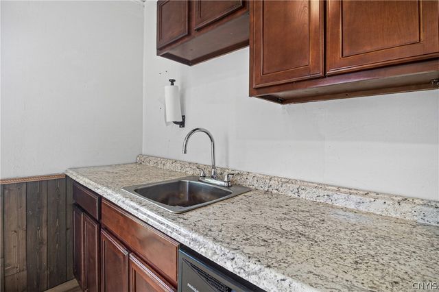 123 6th Street, Rome, NY 13440
