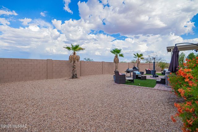 6255 S Desert Peak Drive, Tucson, AZ 85706