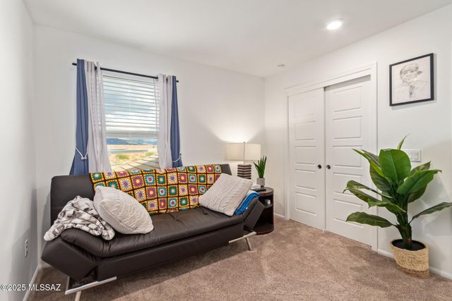 6255 S Desert Peak Drive, Tucson, AZ 85706