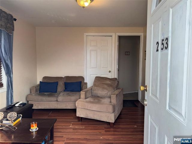 253 Crystal Street, North Arlington, NJ 07031