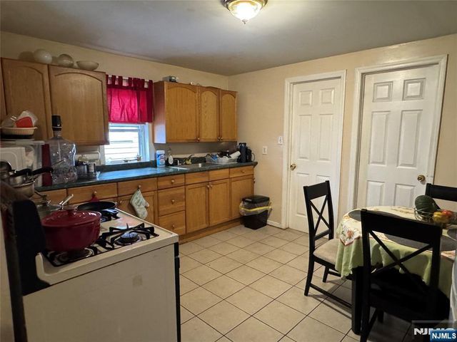 253 Crystal Street, North Arlington, NJ 07031