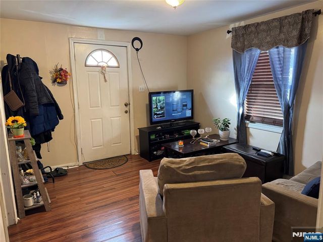 253 Crystal Street, North Arlington, NJ 07031