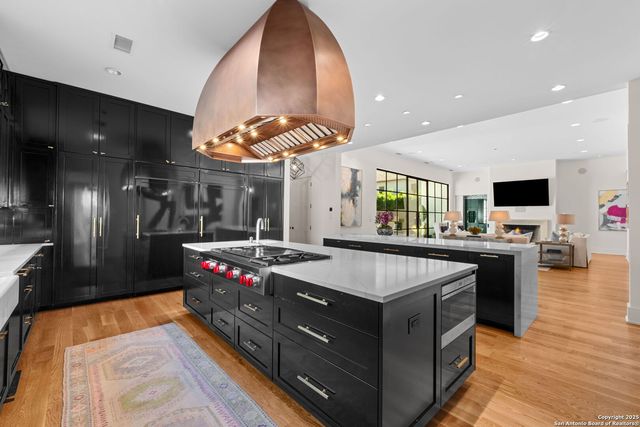 730 Elizabeth, San Antonio, TX 78209