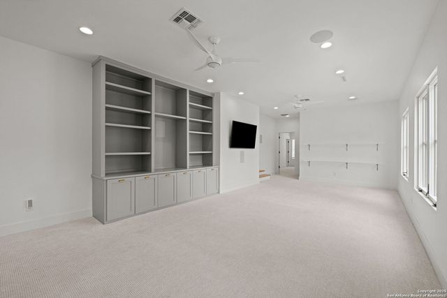 730 Elizabeth, San Antonio, TX 78209