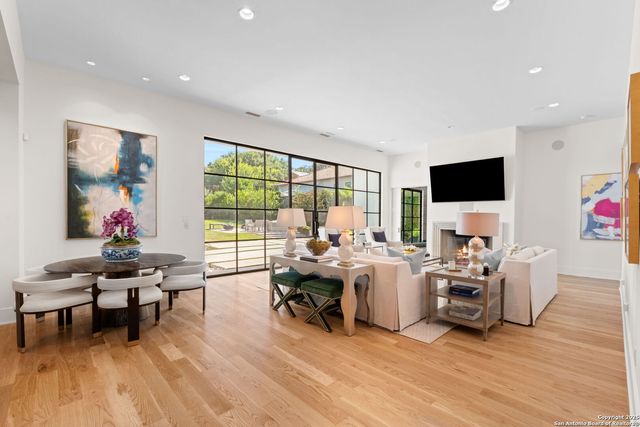 730 Elizabeth, San Antonio, TX 78209