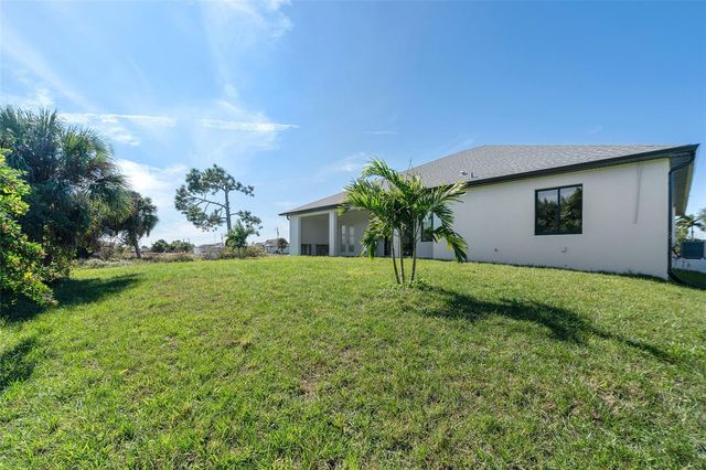 210 TOURNAMENT ROAD, Rotonda West, FL 33947