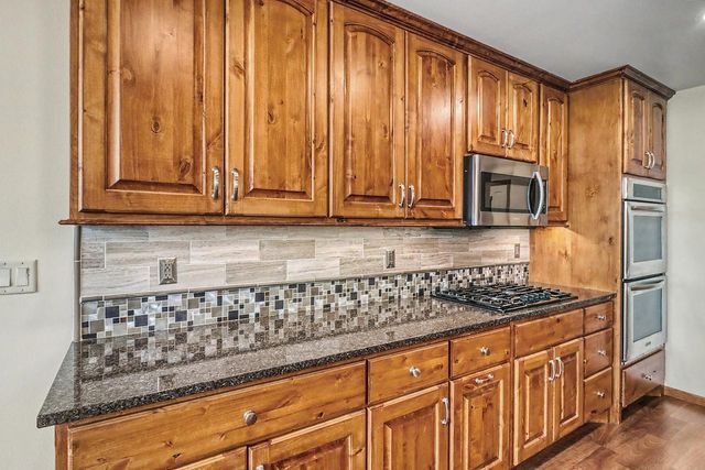 3969 85th Avenue N, Moorhead, MN 56560