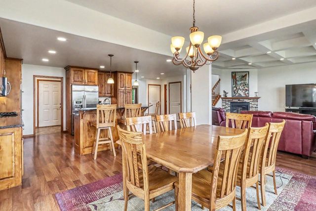 3969 85th Avenue N, Moorhead, MN 56560