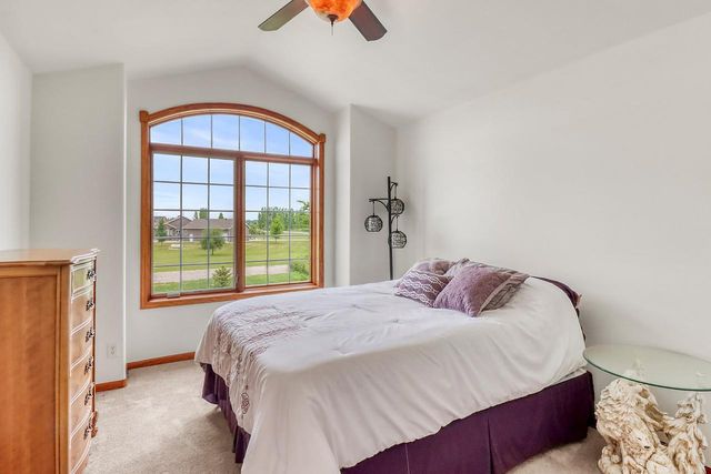 3969 85th Avenue N, Moorhead, MN 56560