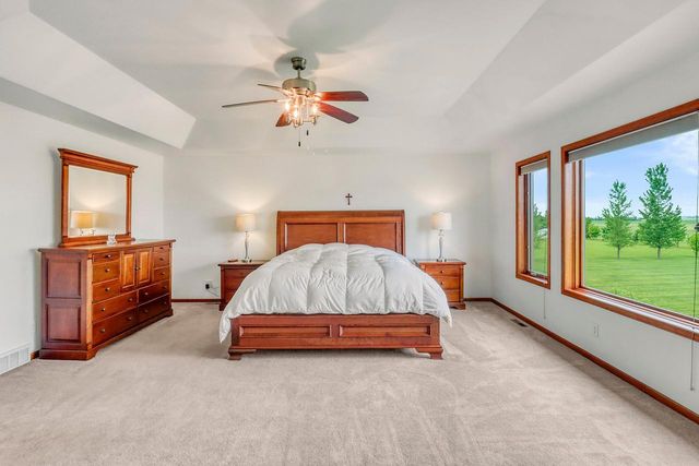 3969 85th Avenue N, Moorhead, MN 56560