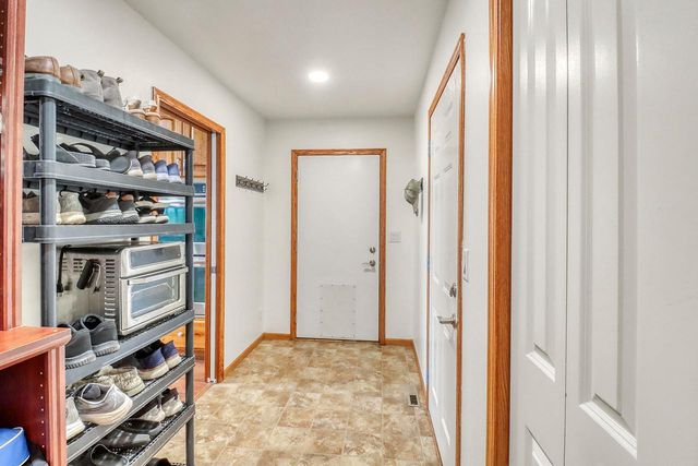 3969 85th Avenue N, Moorhead, MN 56560