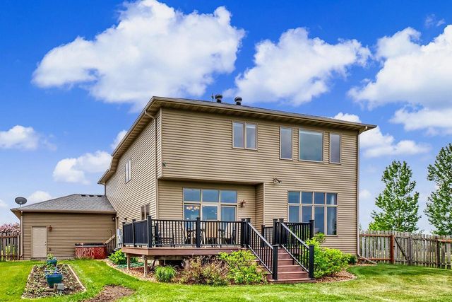 3969 85th Avenue N, Moorhead, MN 56560
