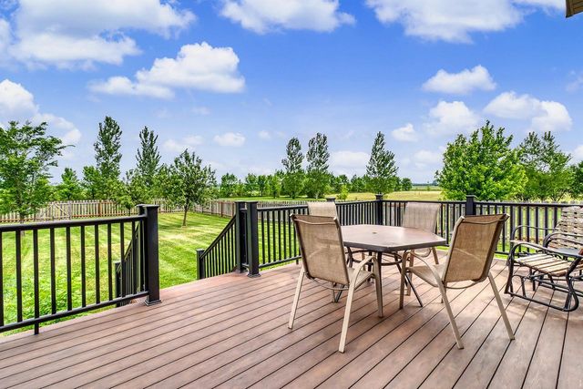3969 85th Avenue N, Moorhead, MN 56560