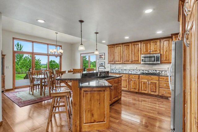 3969 85th Avenue N, Moorhead, MN 56560