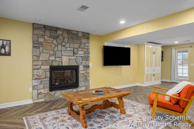 7896 Bay Meadow, Canadian Lakes, MI 49346