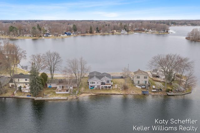 7896 Bay Meadow, Canadian Lakes, MI 49346