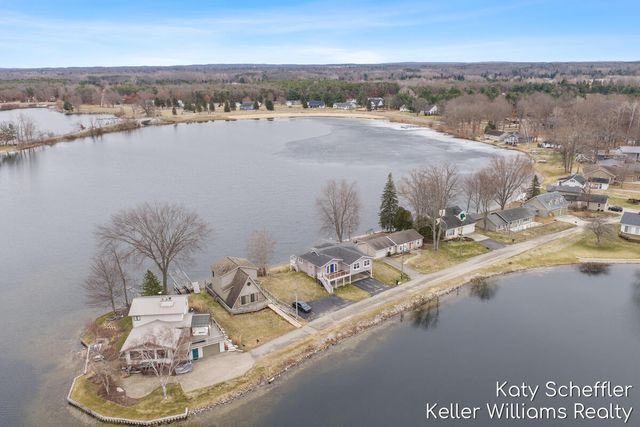 7896 Bay Meadow, Canadian Lakes, MI 49346