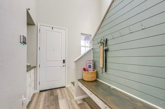 1030 W Prescott Avenue, Visalia, CA 93291