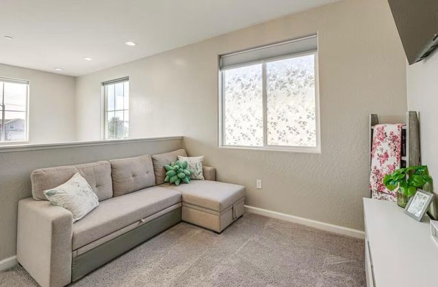 1030 W Prescott Avenue, Visalia, CA 93291