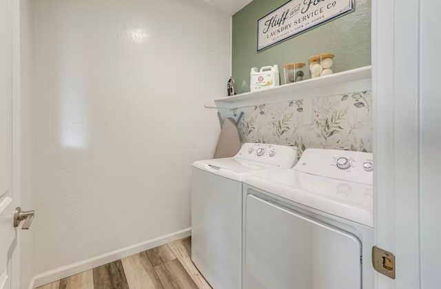 1030 W Prescott Avenue, Visalia, CA 93291